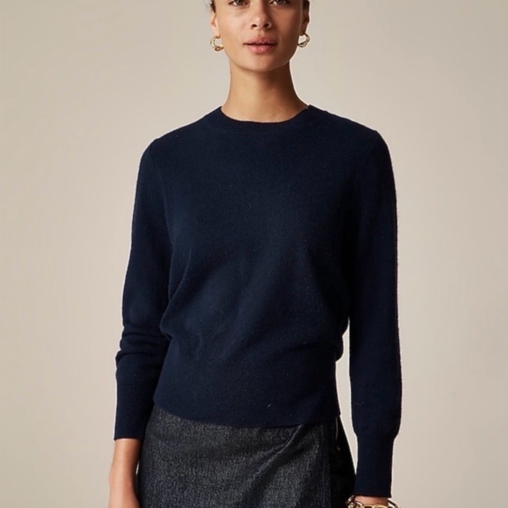 J. Crew Classic-Fit Crewneck Cashmere Sweater Ribbed Trim Navy Blue Size Large